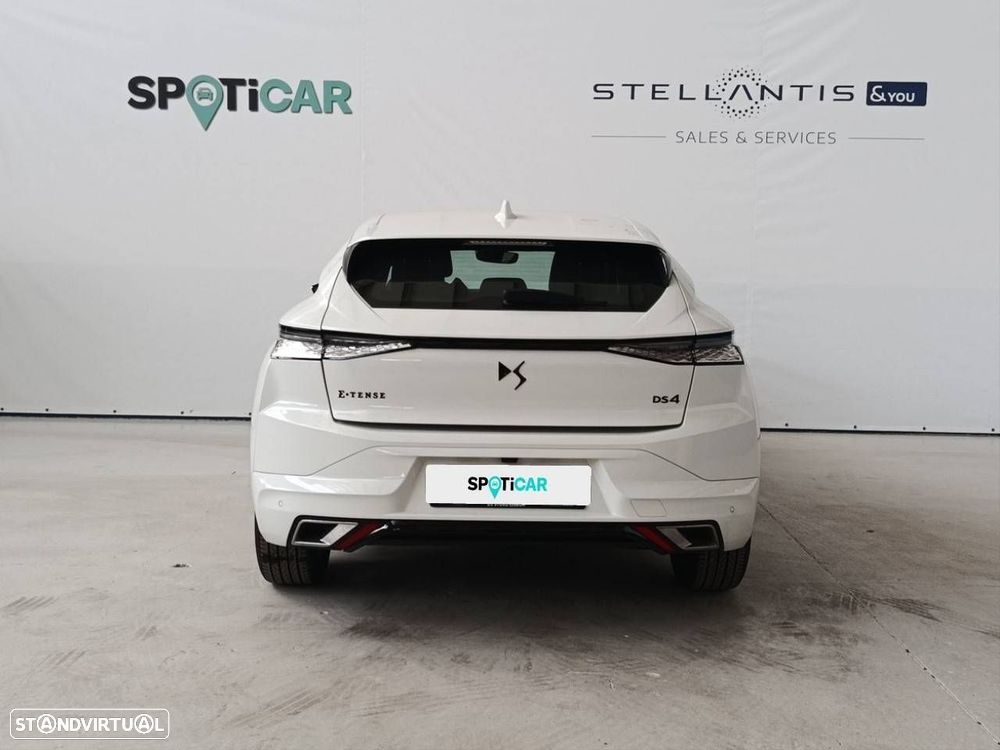 DS DS4 E-Tense Performance Line EAT8 - 5