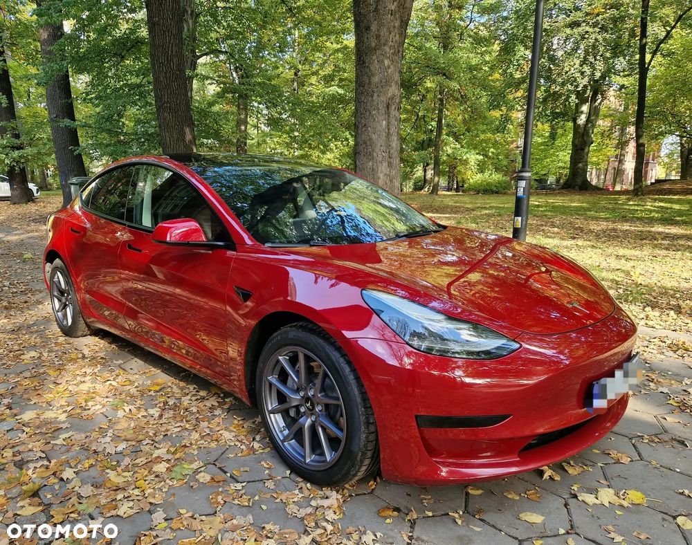 Tesla Model 3 RWD - 3
