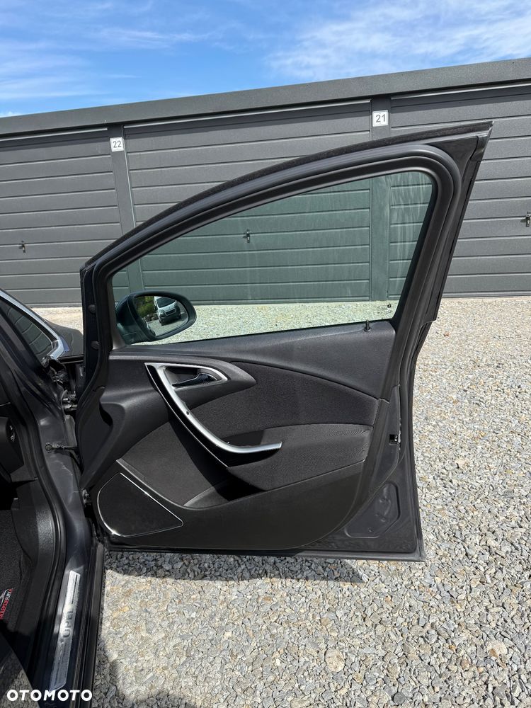 Opel Astra 1.4 Turbo Sport - 21