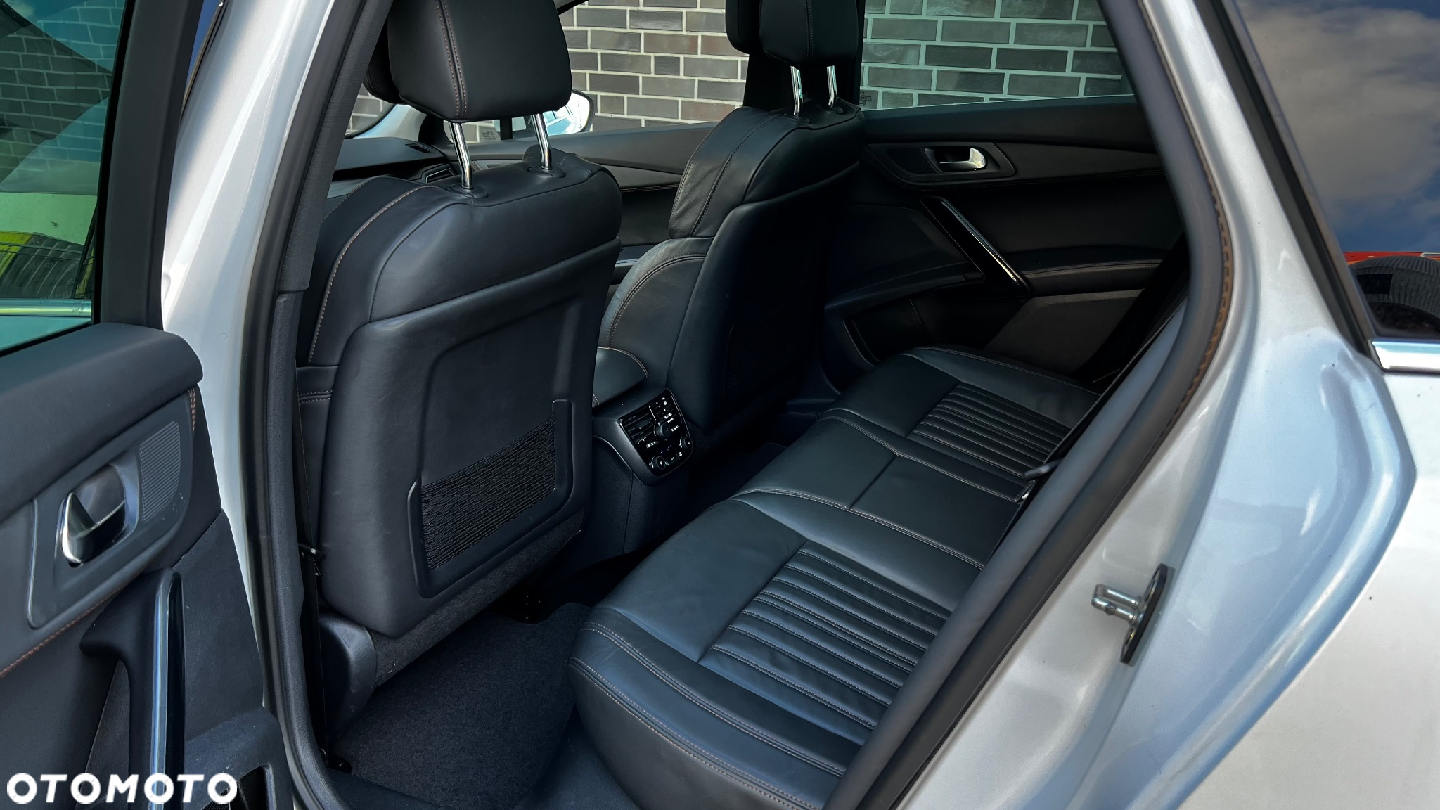 Peugeot 508 RXH BlueHDi 180 EAT6 Stop&Start - 25