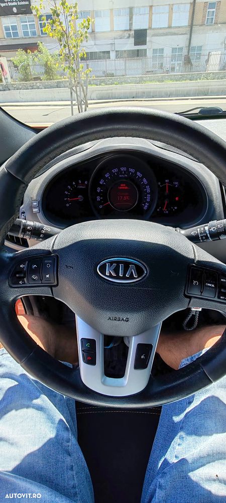 Kia Sportage 1.7 DSL MT 4x2 STYLE - 9