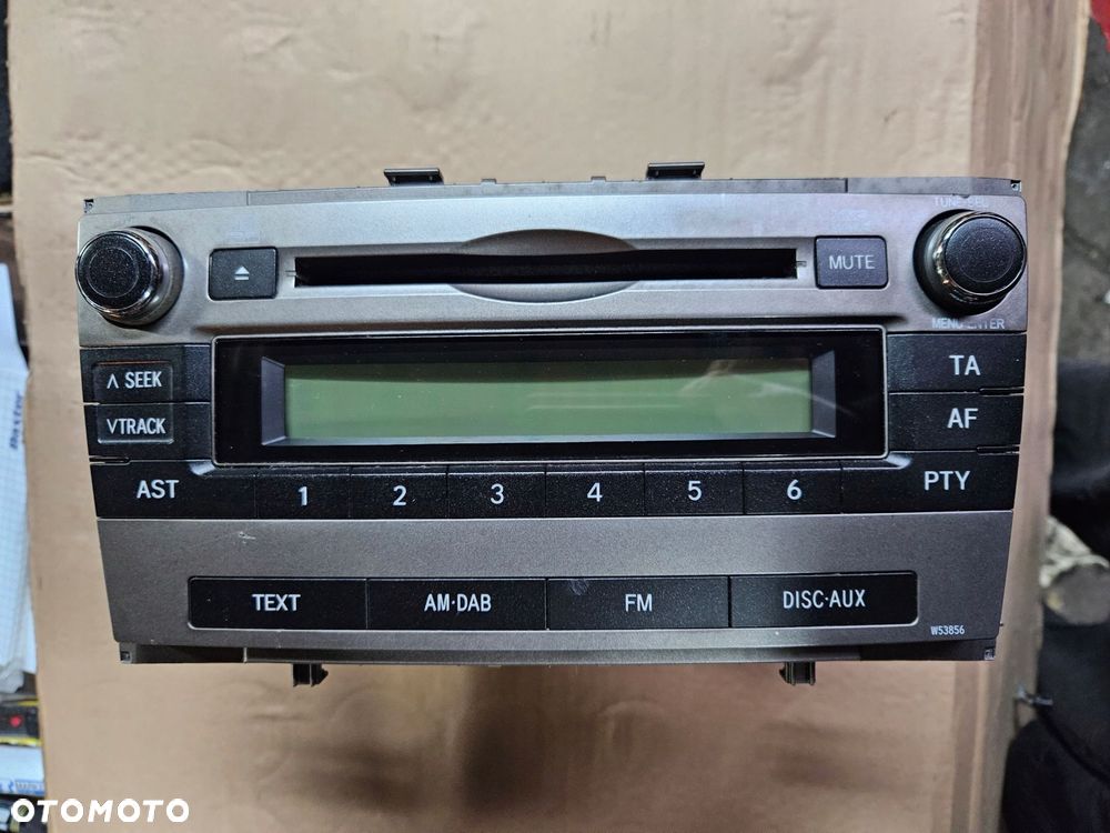 toyota avensis t27 09-14 radio - 1