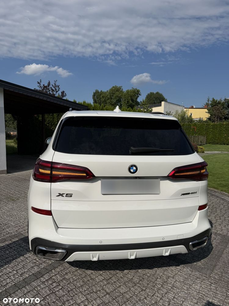 BMW X5 xDrive40i - 12