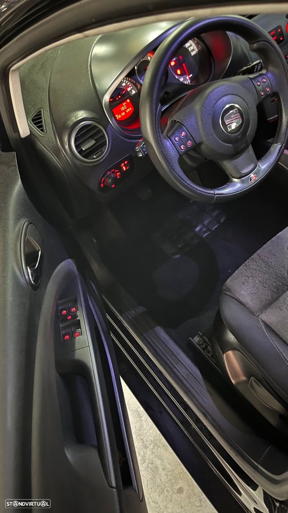 SEAT Leon 2.0 TDI FR - 5