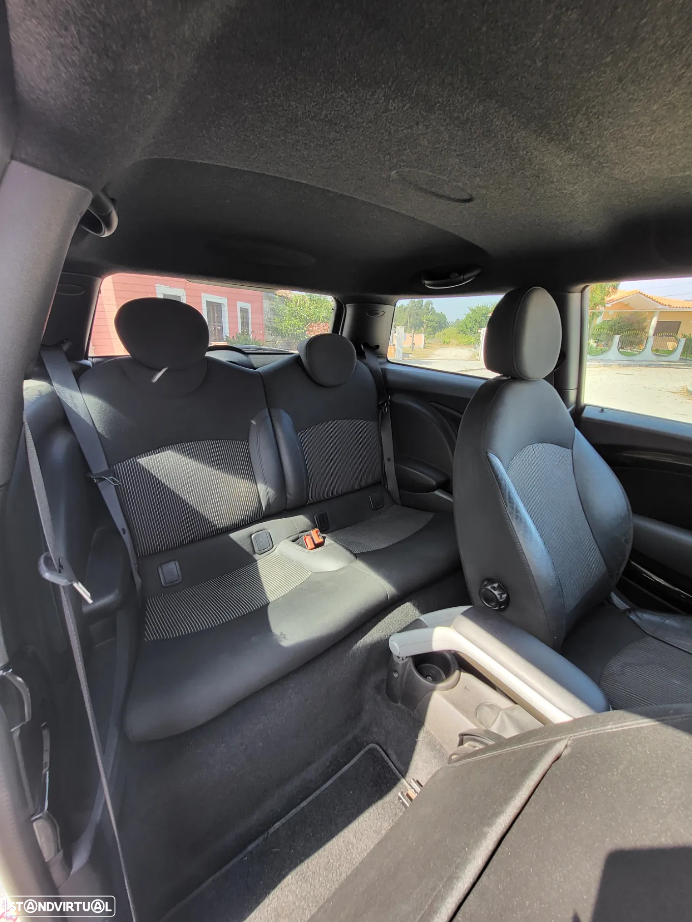 MINI 3 Portas Cooper D - 9