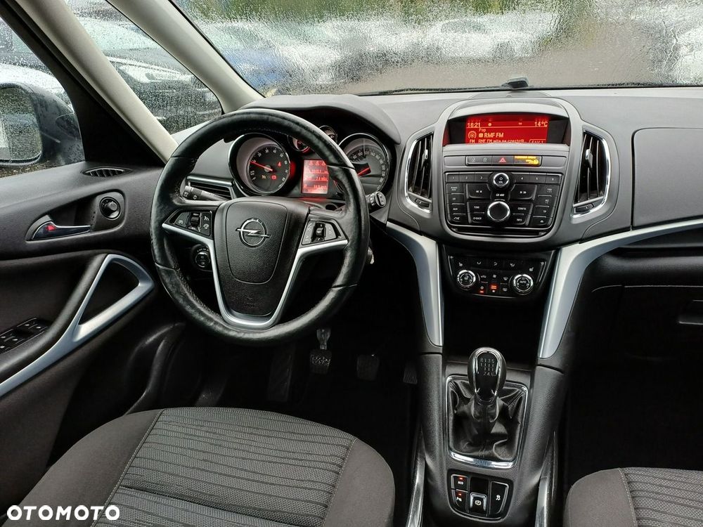 Opel Zafira - 21