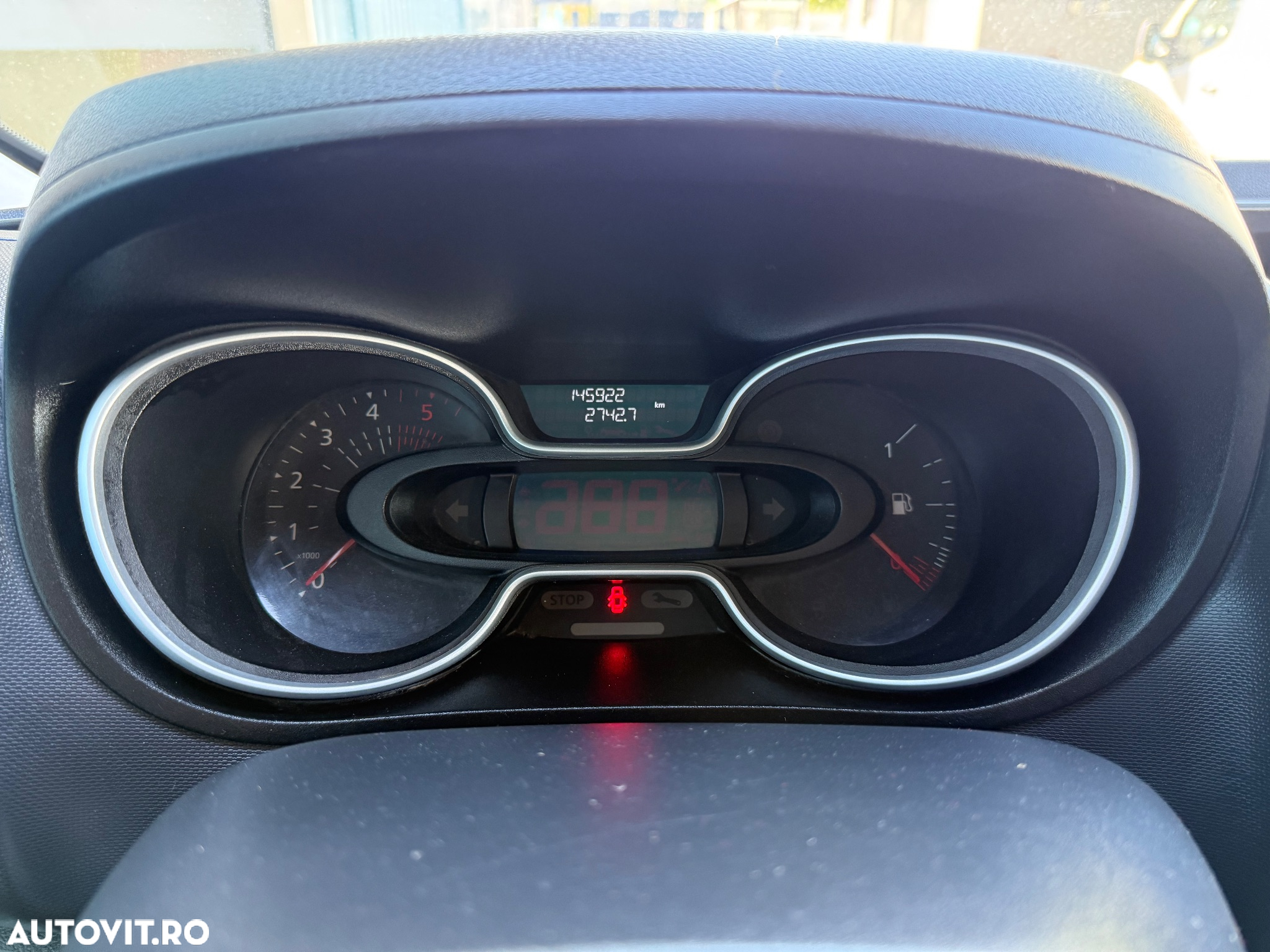 Renault Trafic - 12