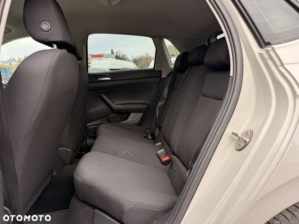 Volkswagen Polo - 15