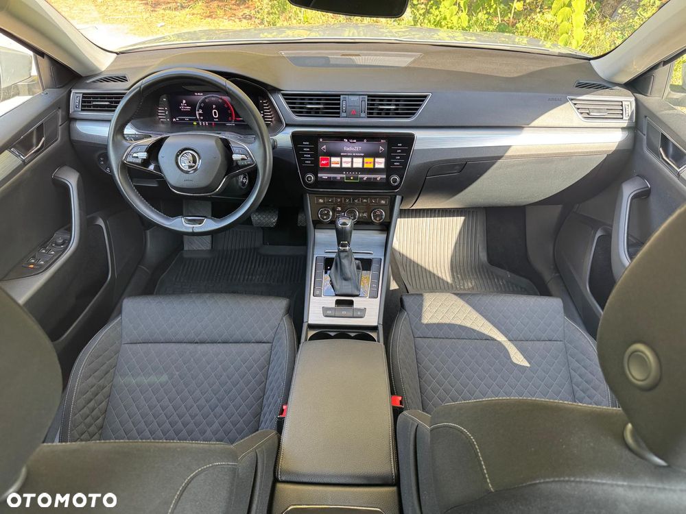 Skoda Superb 2.0 TDI SCR Ambition DSG - 5
