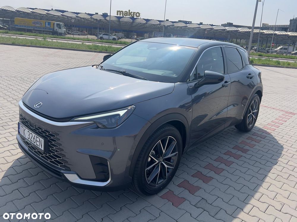 Lexus LBX 1.5 Hybrid Cool - 2