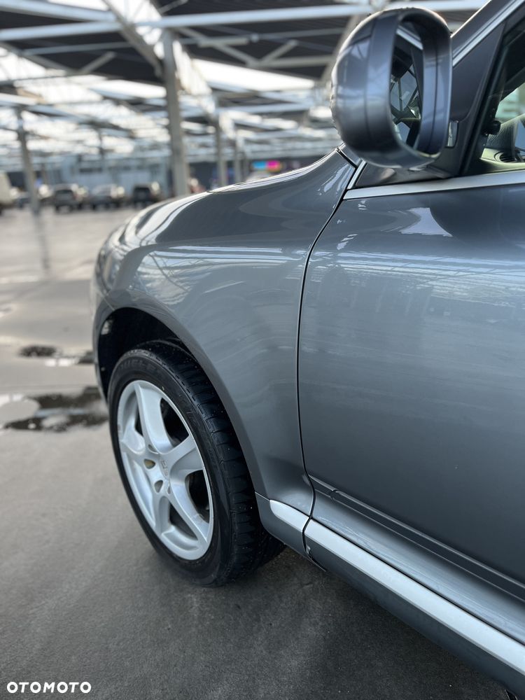 Porsche Cayenne - 14