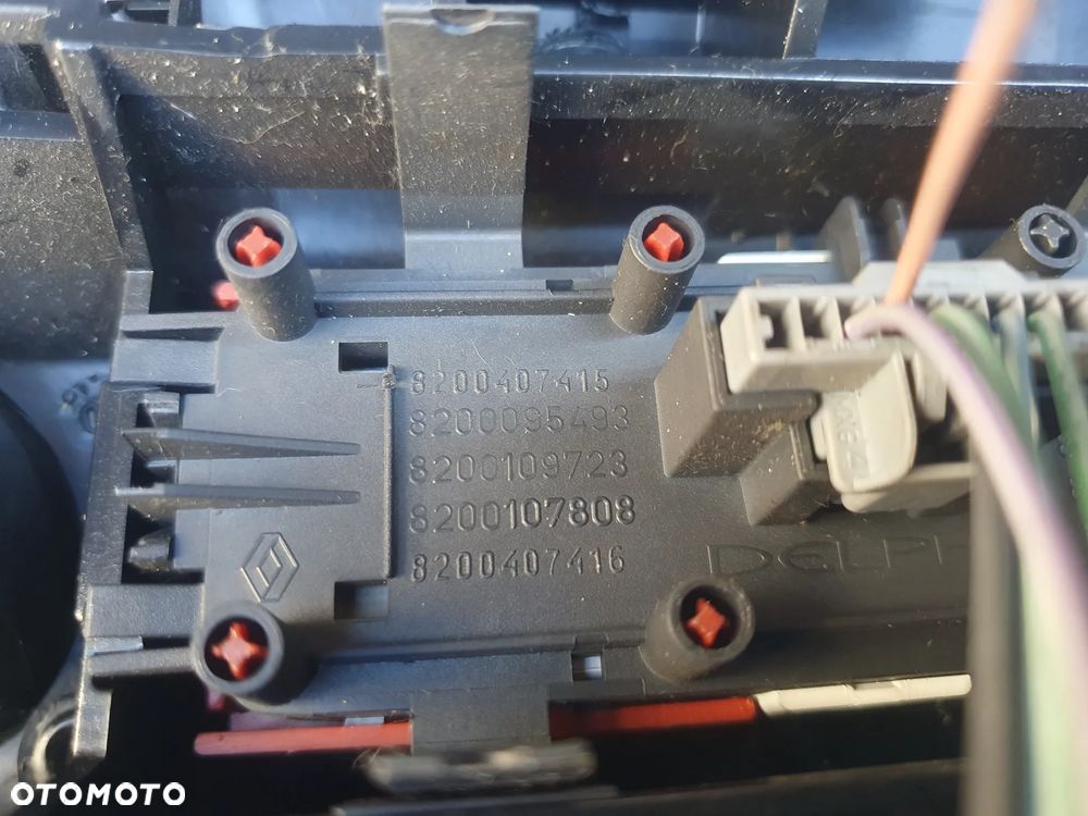 RAMKA KONSOLI ŚRODKOWEJ RENAULT MEGANE II EUROPA - 6