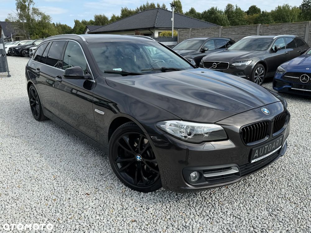 BMW Seria 5 520d xDrive - 23