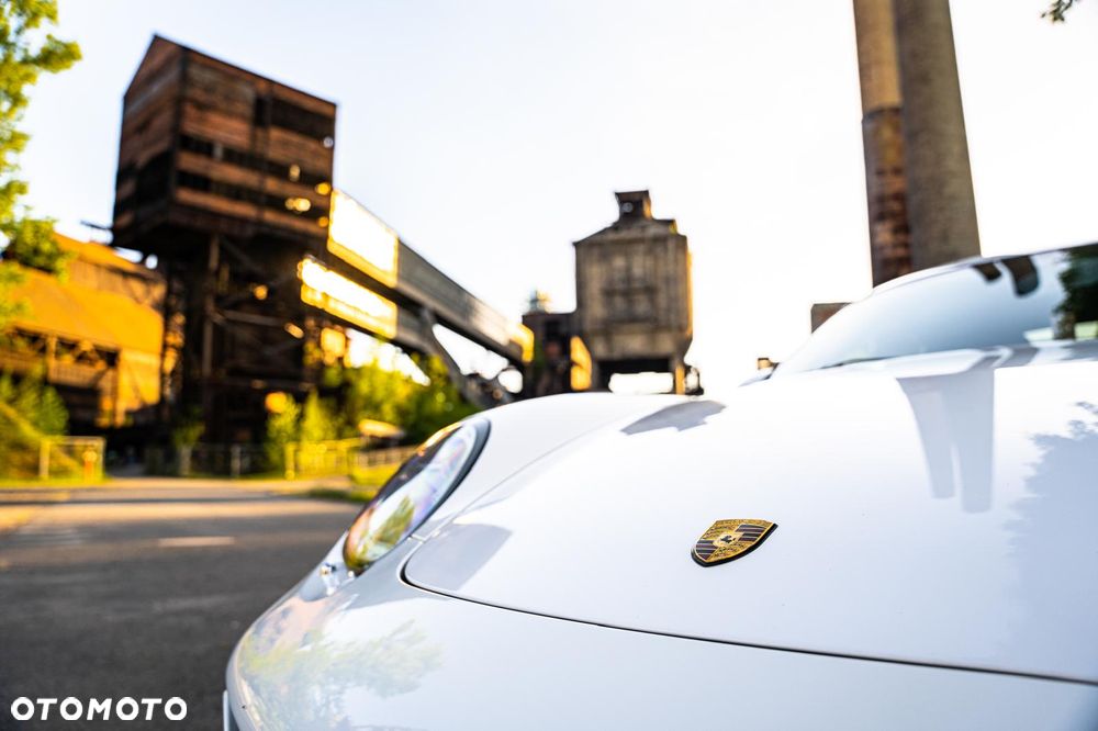 Porsche Cayman - 11