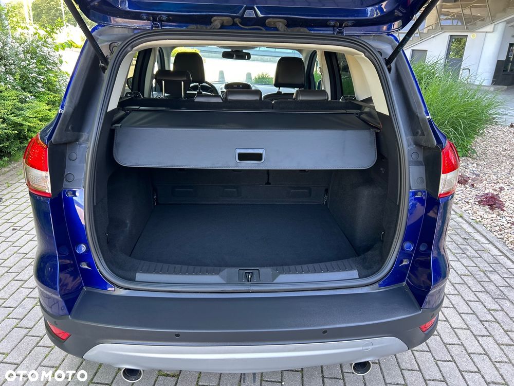 Ford Kuga 2.0 TDCi 2x4 Titanium - 23