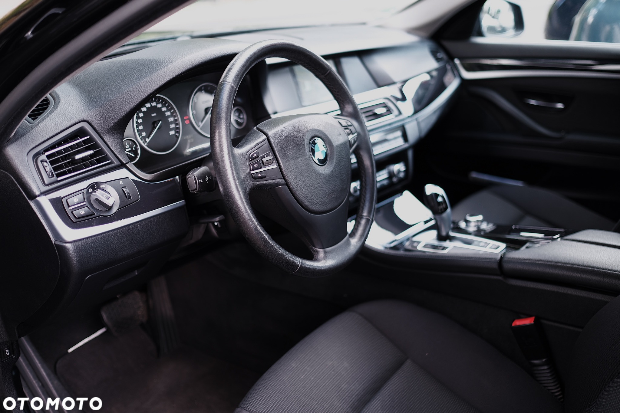 BMW Seria 5 520d Touring - 7