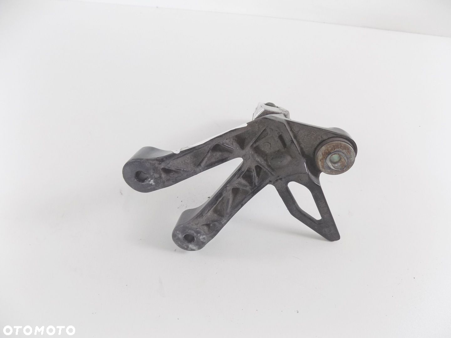 SUZUKI GW 250 INAZUMA SET PODNÓŻEK PASAŻERA LEWY - 4