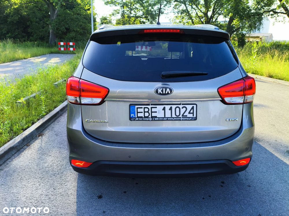 Kia Carens - 20