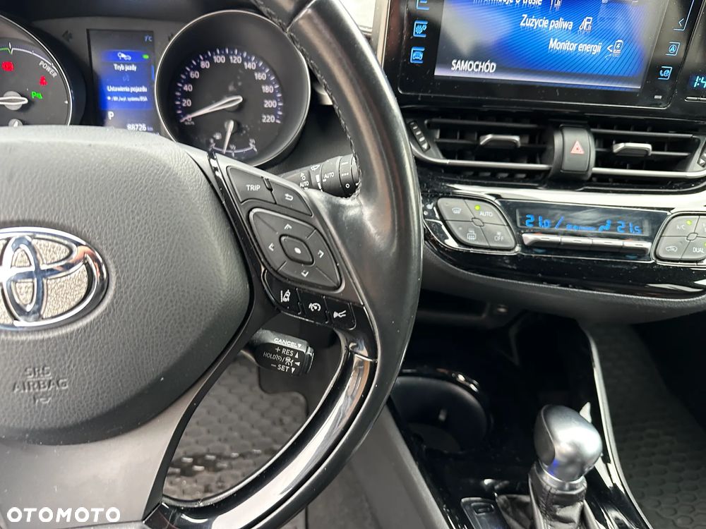 Toyota C-HR - 11