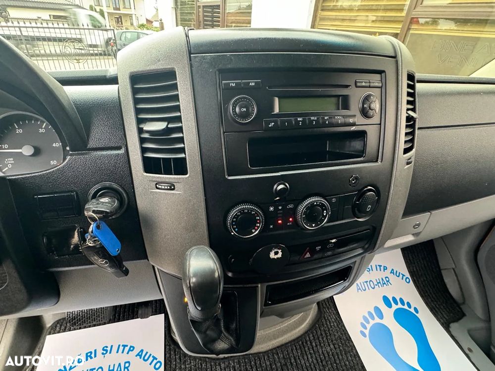 Mercedes-Benz SPRINTER 516 - 9