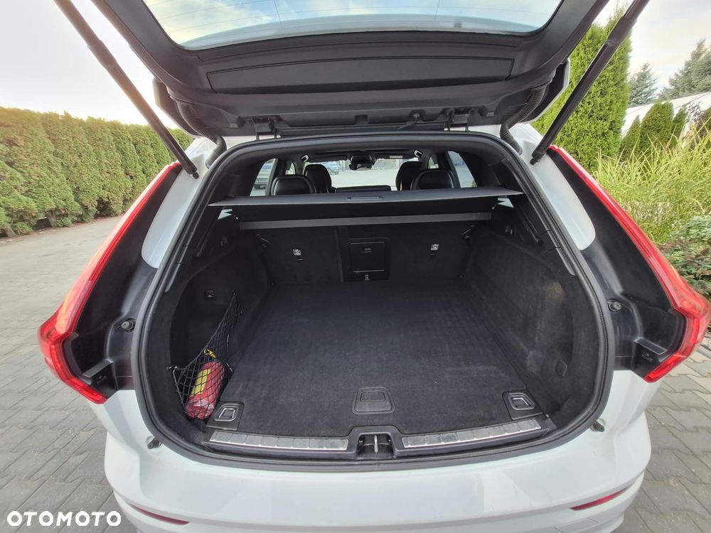 Volvo XC 60 - 8