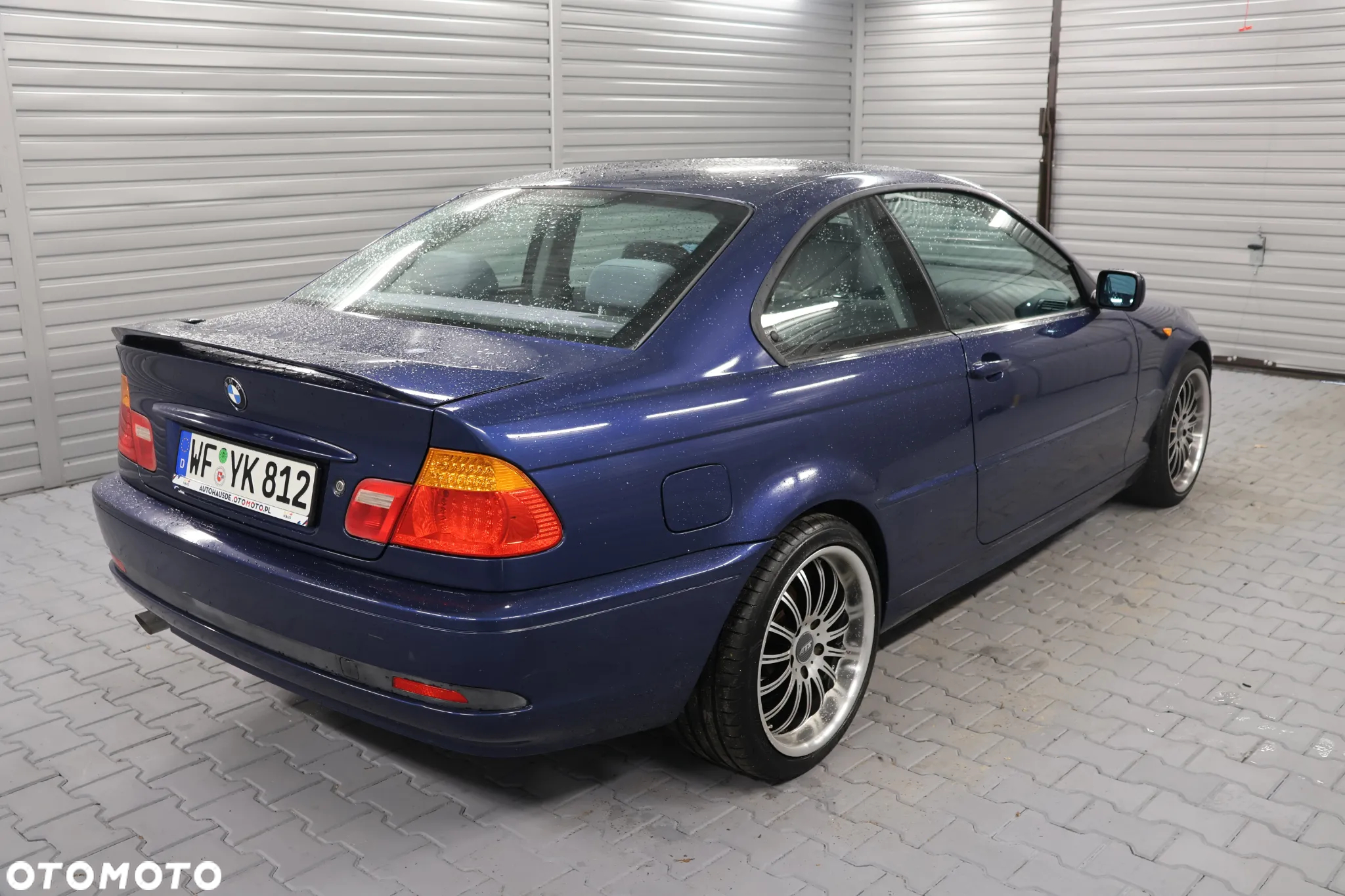 BMW Seria 3 318i - 3