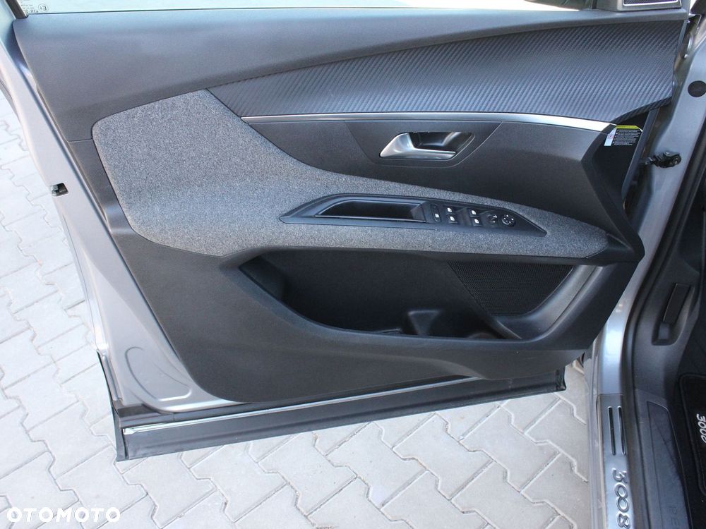 Peugeot 3008 1.6 BlueHDi Allure S&S EAT6 - 17
