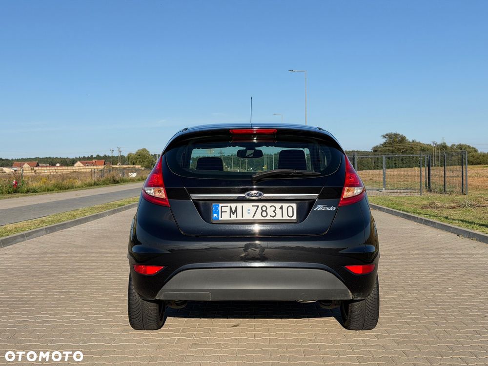 Ford Fiesta 1.4 Titanium - 10
