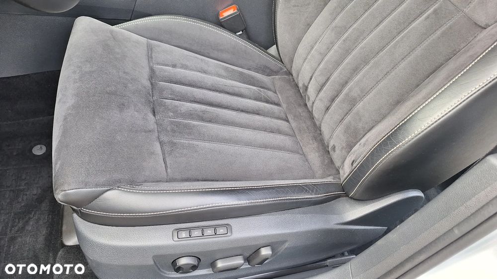 Skoda Superb 2.0 TDI SCR 4x4 Style DSG - 27