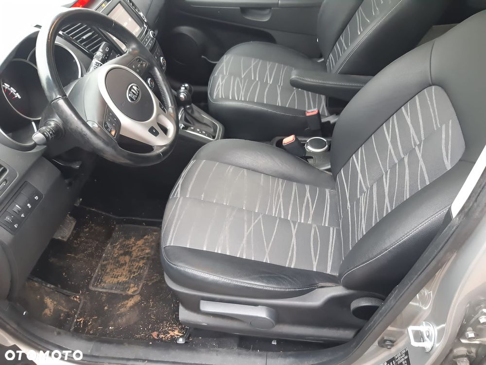 Kia Venga 1.6 CVVT Automatik Vision - 12