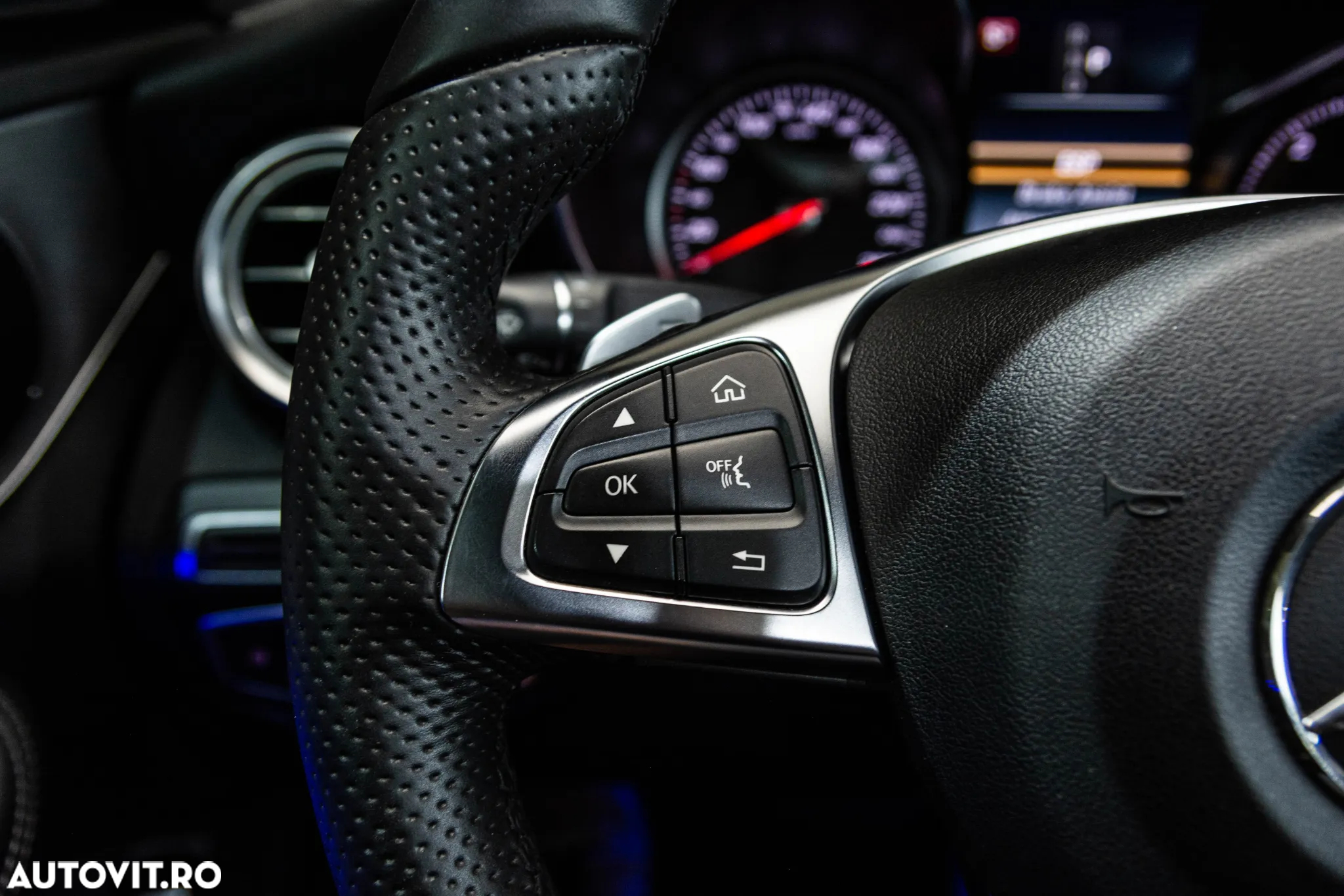 Mercedes-Benz C 220 d 9G-TRONIC AMG Line - 15