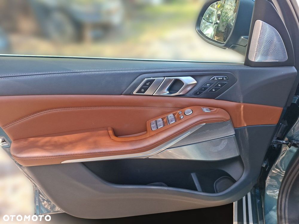 BMW X7 xDrive40d mHEV - 14