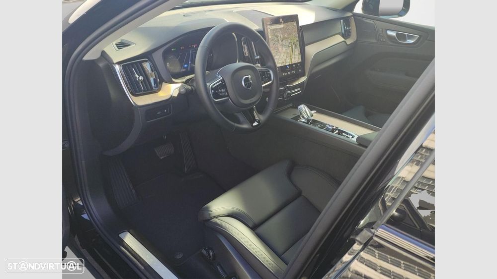 Volvo XC 60 2.0 T6 PHEV Plus Dark AWD - 12