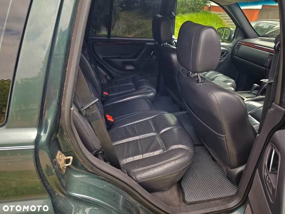 Jeep Grand Cherokee - 9