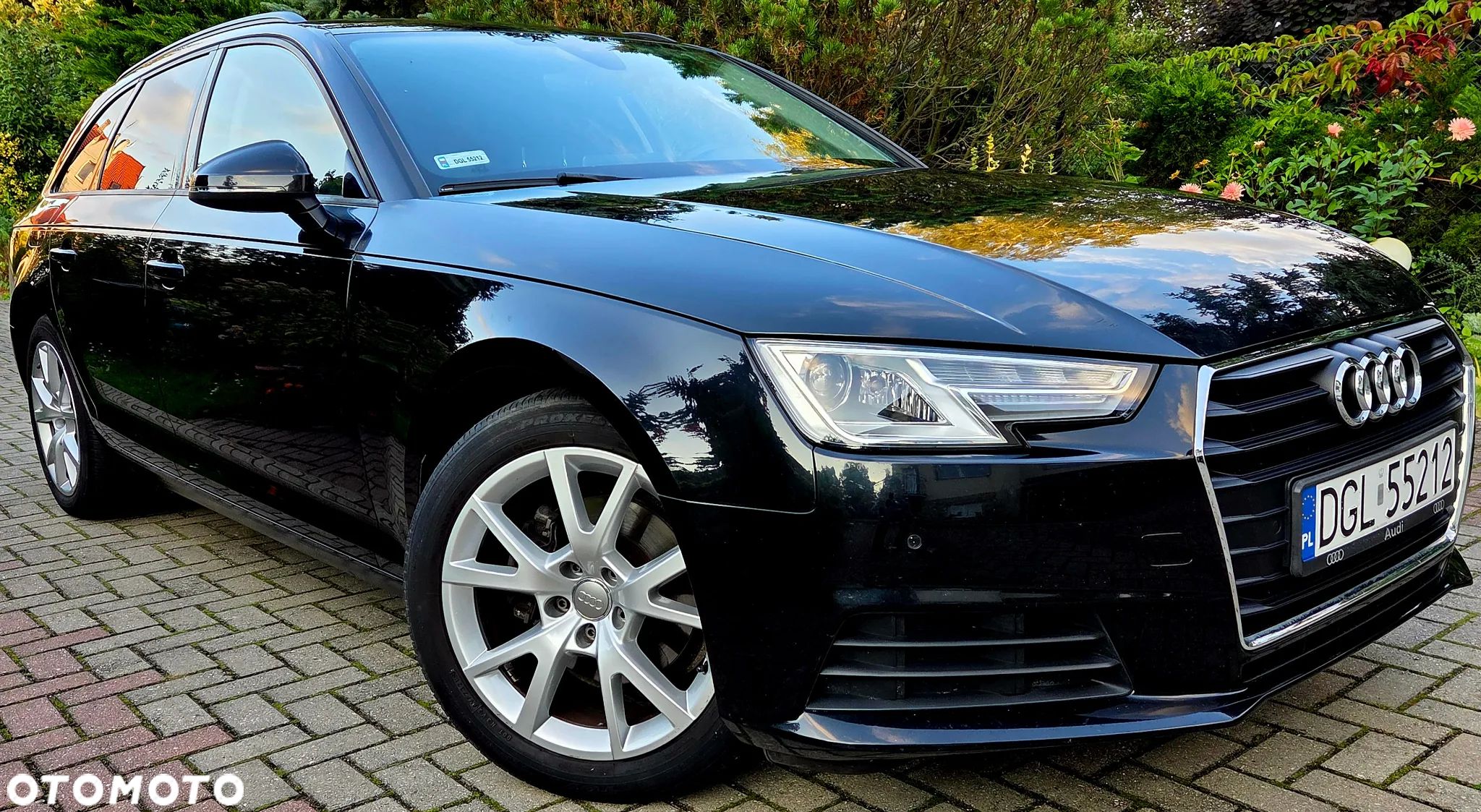 Audi A4 2.0 TDI S tronic - 1