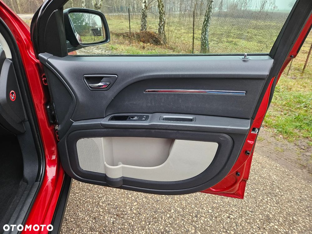 Dodge Journey 2.0 CRD Cool Family - 19