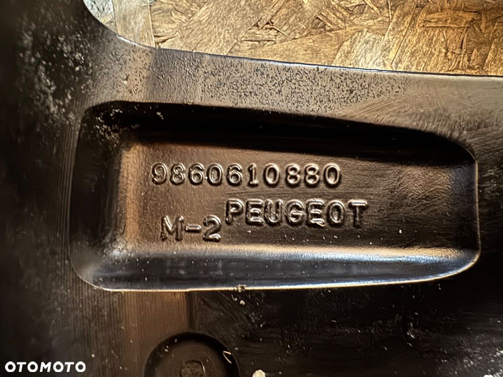 Felga peugeot 18  308 508 3008 7,5j et 44 5x108 - 4