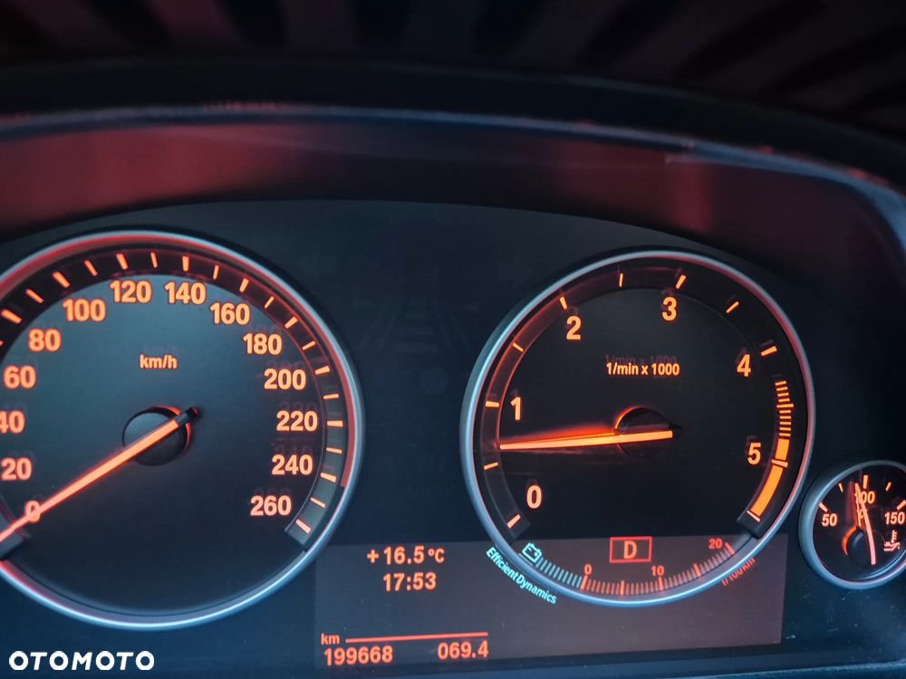 BMW Seria 5 - 10