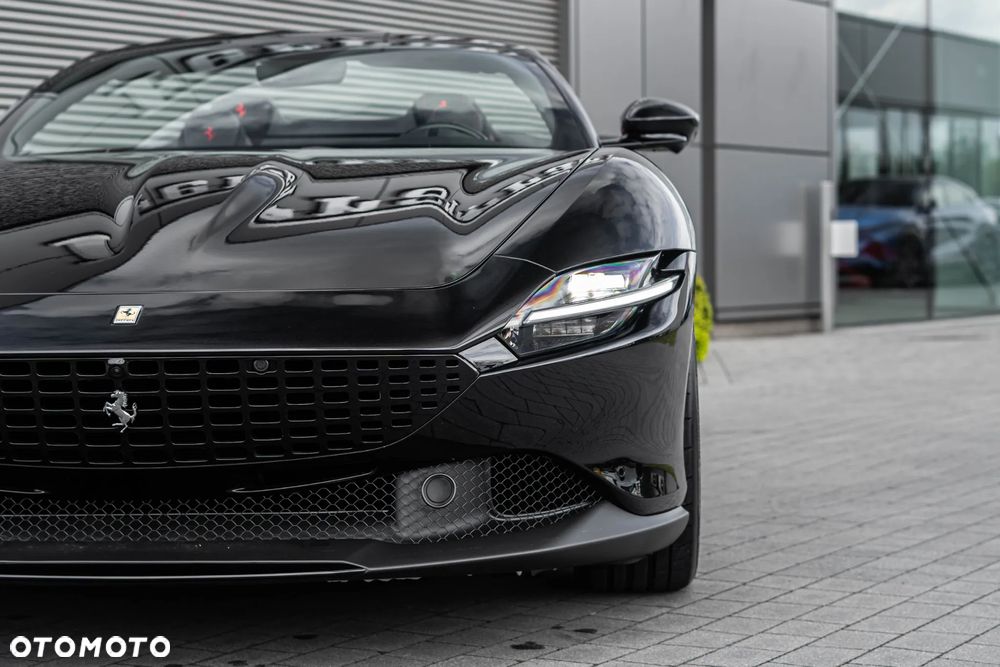 Ferrari Roma Spider - 10