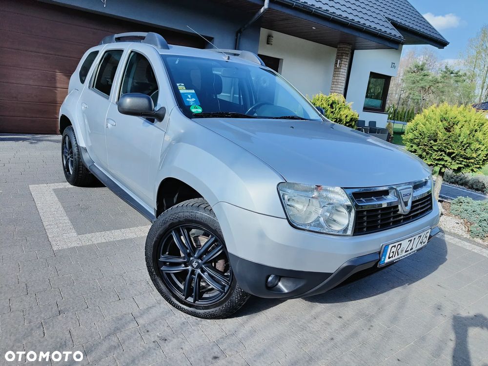 Dacia Duster 1.6 16V 4x2 Laureate - 28