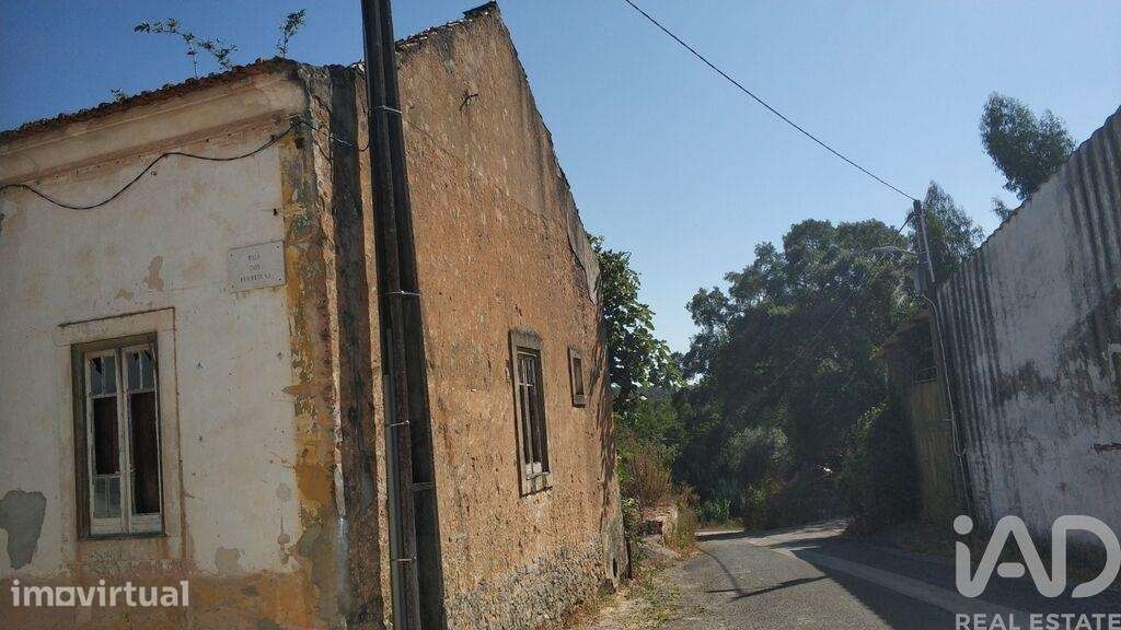 Moradia térrea em Rio Maior de 911 m2 - Grande imagem: 3/40