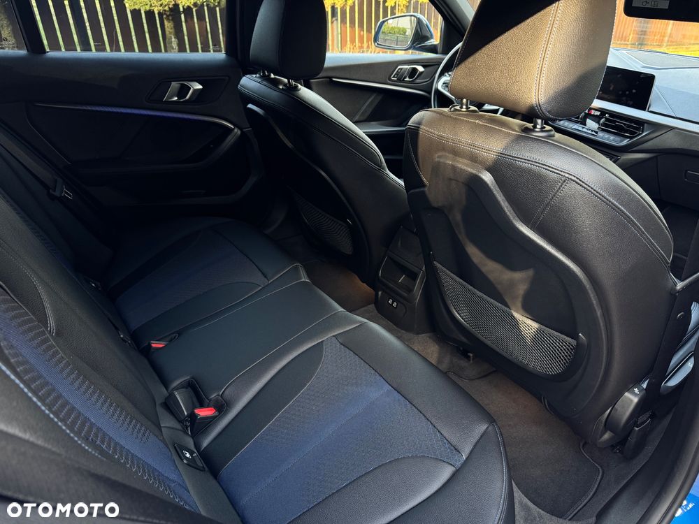 BMW Seria 1 120i M Sport - 11