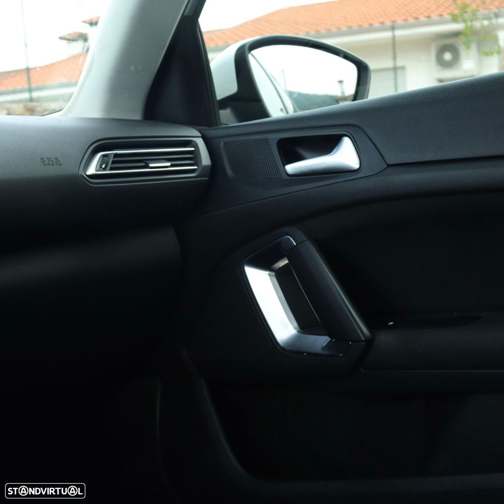 Peugeot 308 1.6 BlueHDi Allure - 24