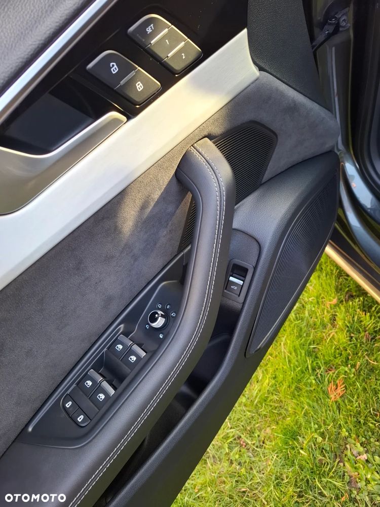 Audi A4 Limousine 45 TFSI quattro S tronic S line - 23