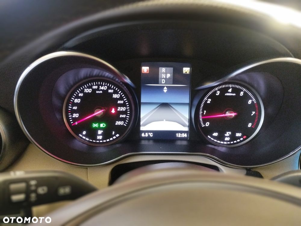 Mercedes-Benz GLC - 7