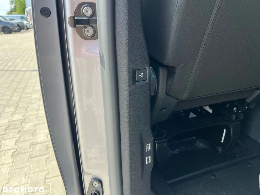 Citroën SpaceTourer 2.2 BlueHDi XL Plus EAT8 - 21