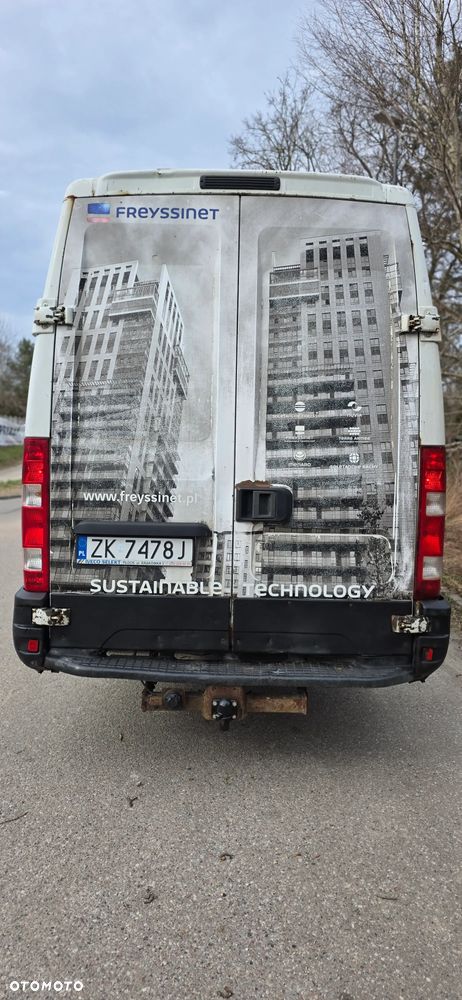 Iveco DAILY 35C15V - 10