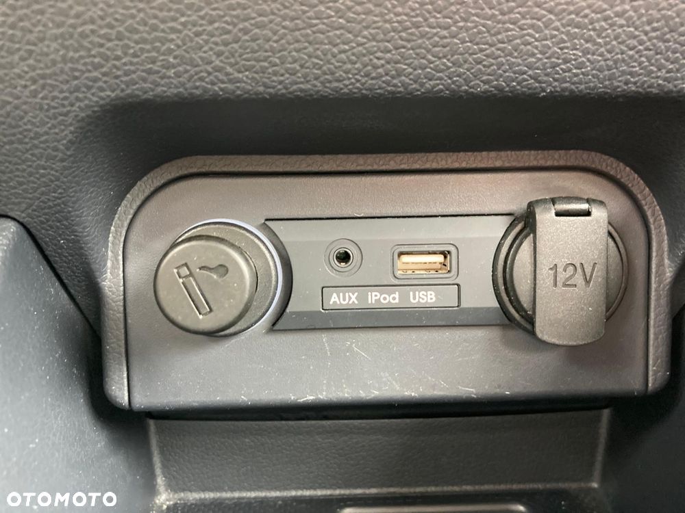 Kia Rio 1.4 L - 19
