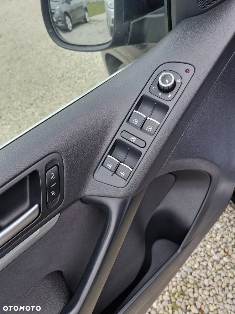 Volkswagen Tiguan - 27