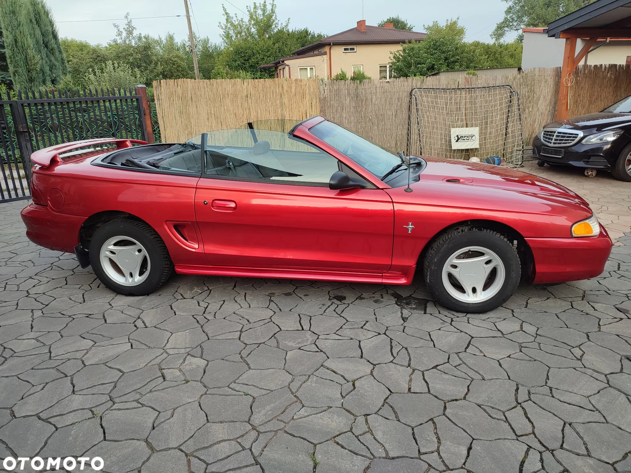 Ford Mustang - 12